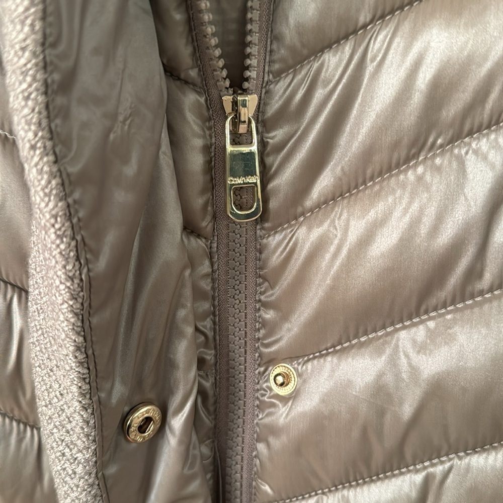 NWOT Calvin Klein Women’s Shimmery Cream Jacket - Picture 5 of 7